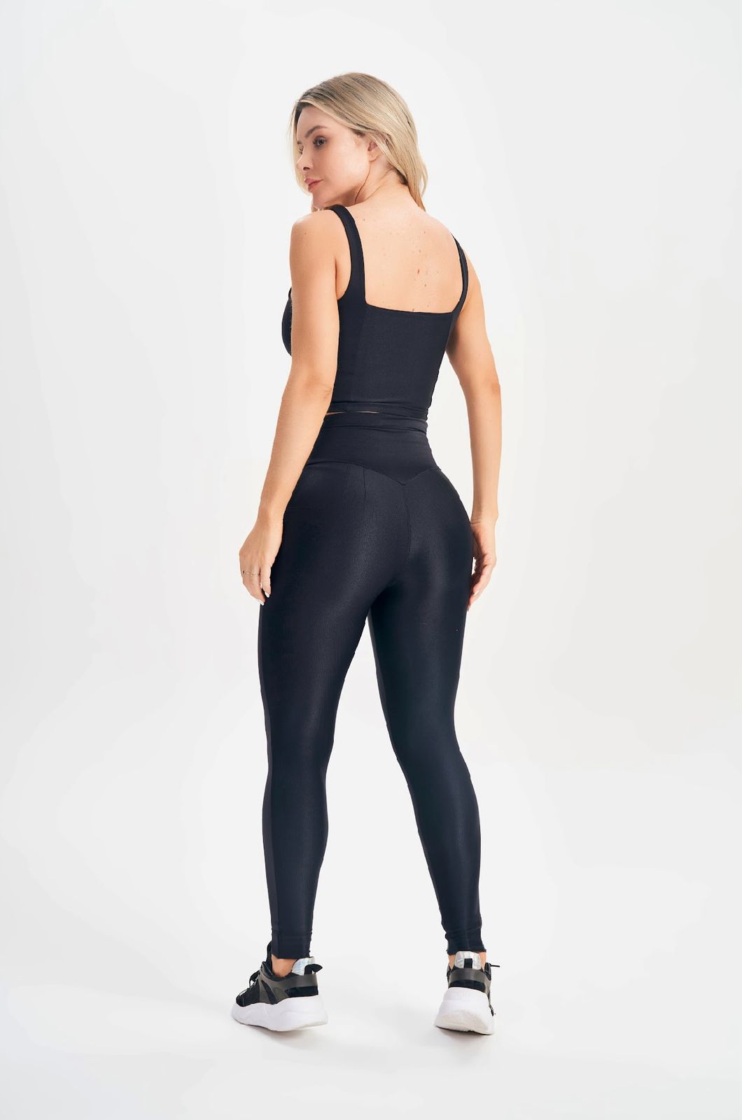 Cropped Contour Preto Lets Gym