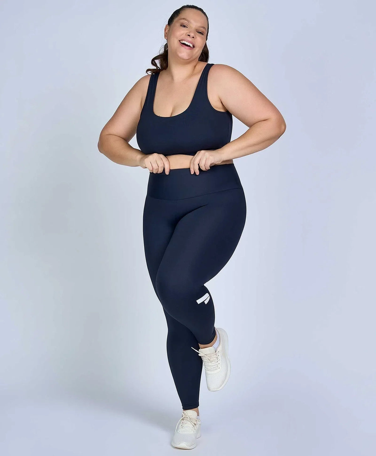 Legging Hyper Essential Preto Plus Size Alto Giro