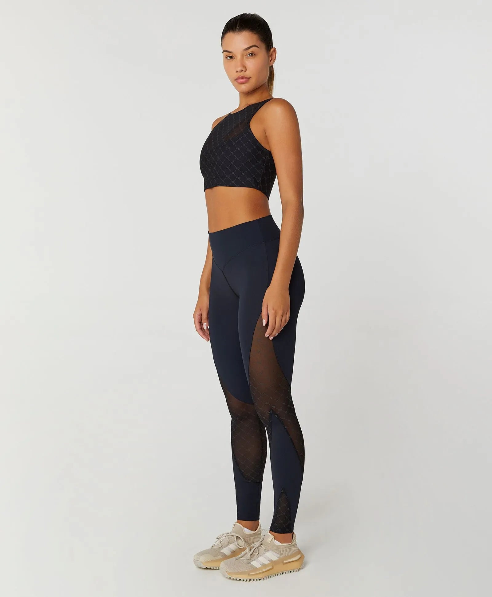 Legging Recortes Tule Ag Preto Alto Giro