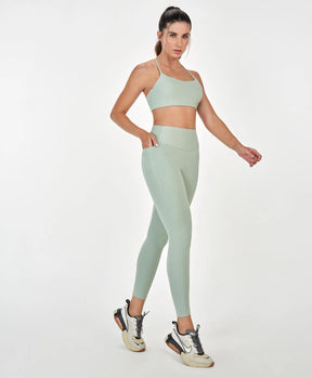 Legging Com Refletivos e Bolso Verde Alto Giro