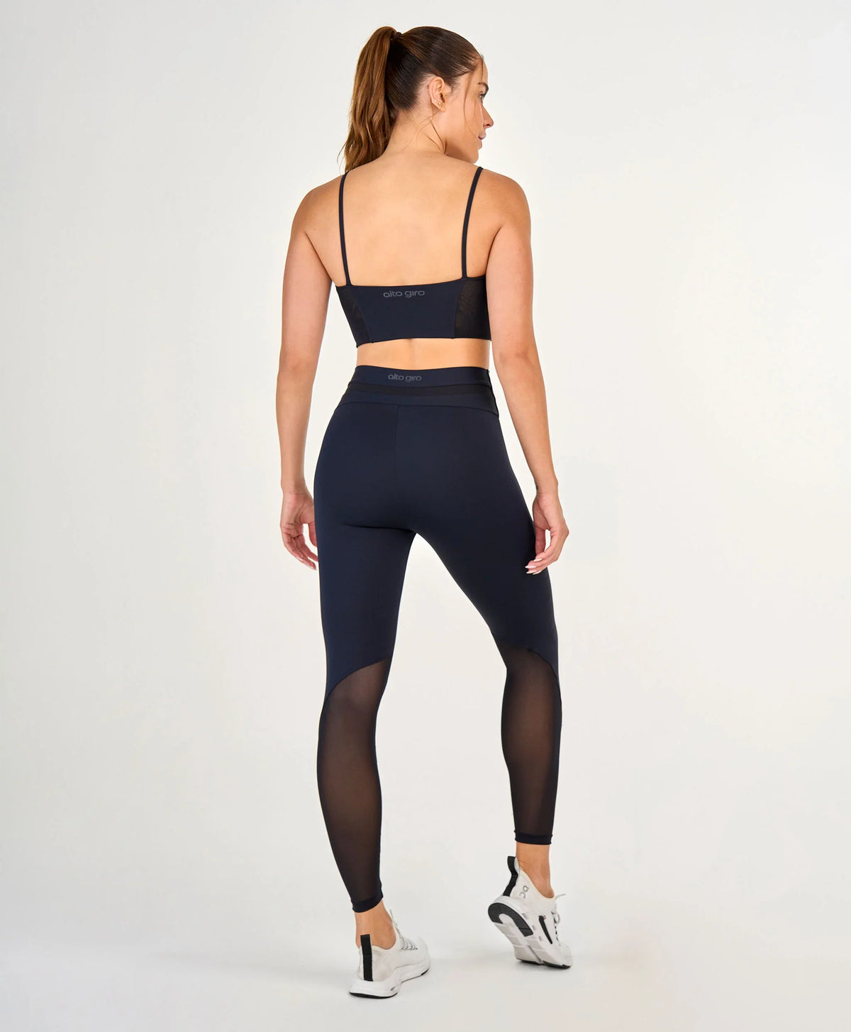 Conjunto Top e Legging Vazado Tule Preto Alto Giro