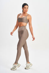 Conjunto Top e Legging Minimal Bold Castanho Lets Gym